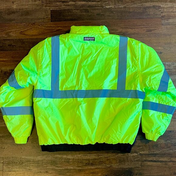 BODY GUARD INSULATED HI VISIBILITY REFLECTIVE JACKET CLASS 3 TYPE R - SIZE XL - Picture 4 of 16